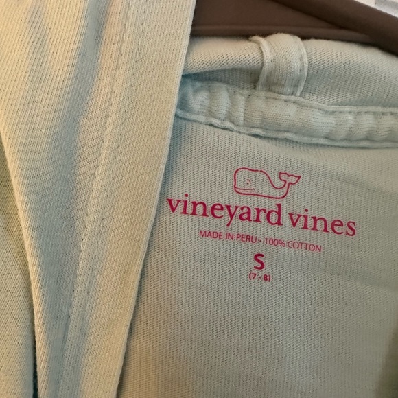 Girls Vineyard Vines long sleeve with hood - Picture 3 of 4